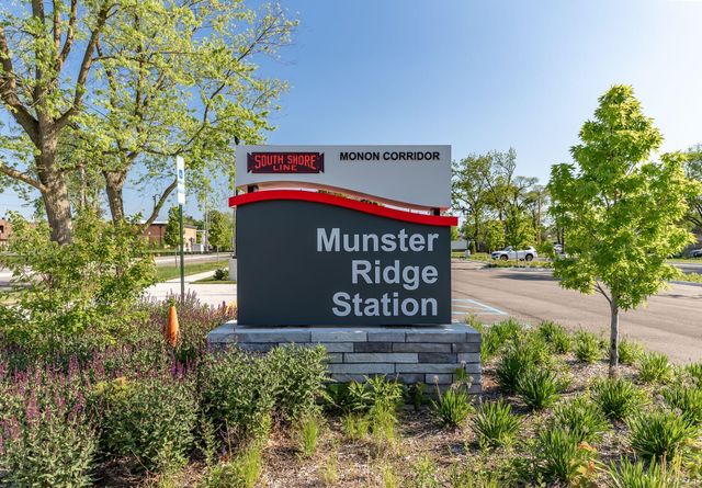 8407 Beech Avenue, Munster, IN 46321