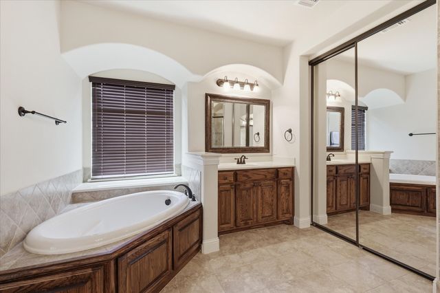 7821 Rosebank, The Colony, TX 75056