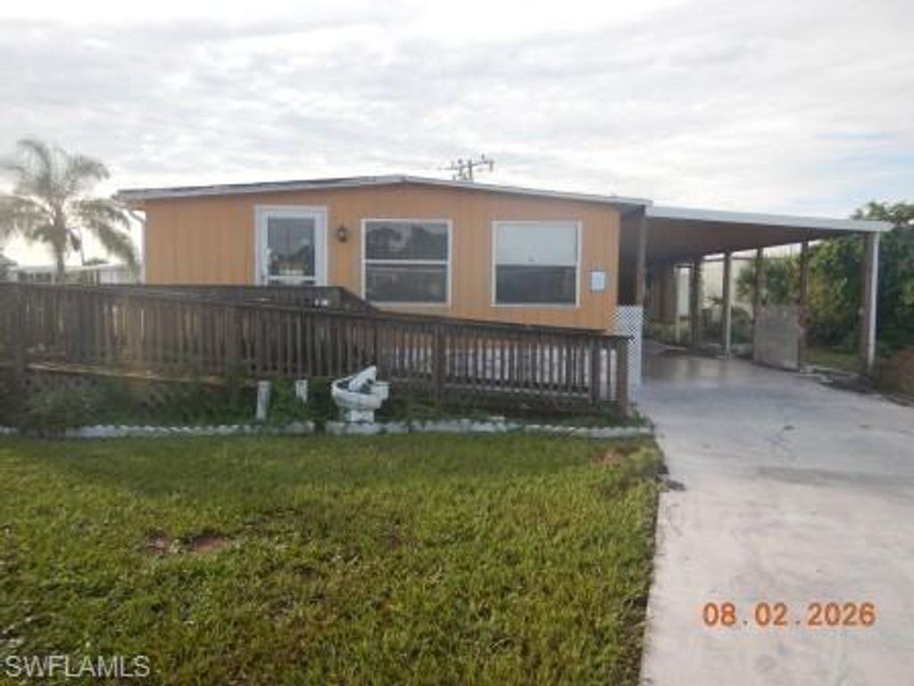 251 Shrub LN N, NORTH FORT MYERS, FL 33917 — exterior