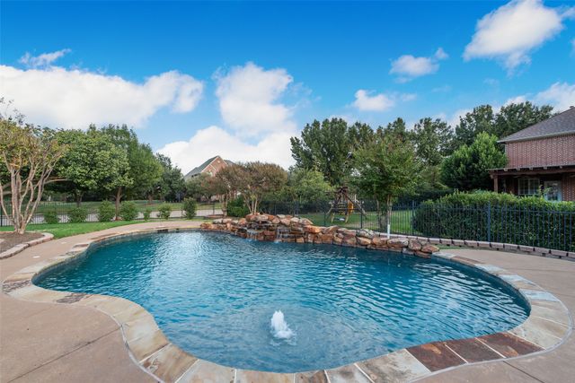 1901 Big Bend Cove, Southlake, TX 76092