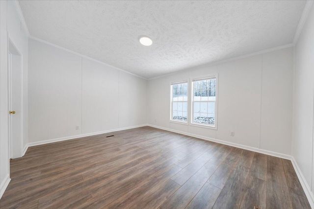 405 Harbor TRL, Moneta, VA 24121