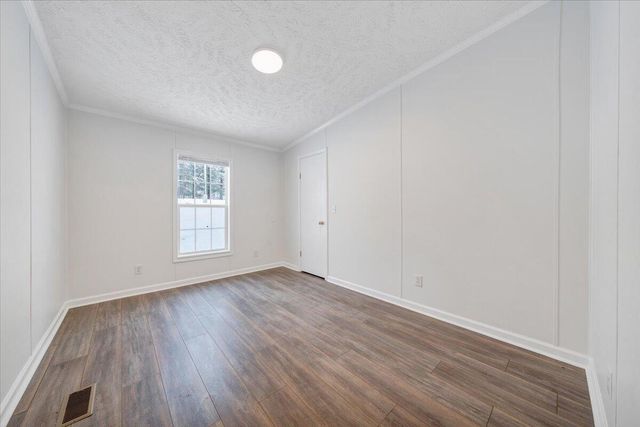 405 Harbor TRL, Moneta, VA 24121