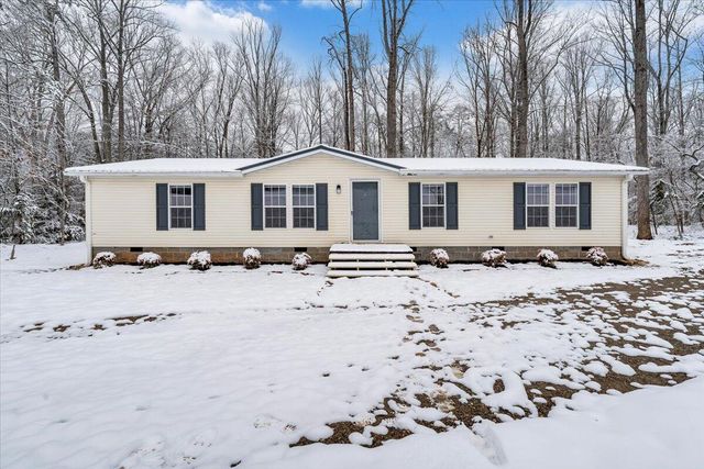 405 Harbor TRL, Moneta, VA 24121