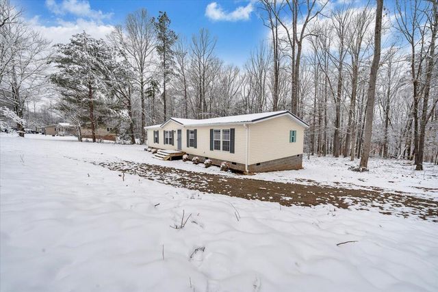 405 Harbor TRL, Moneta, VA 24121