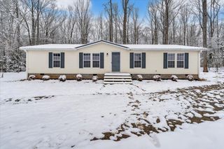 405 Harbor TRL, Moneta, VA 24121