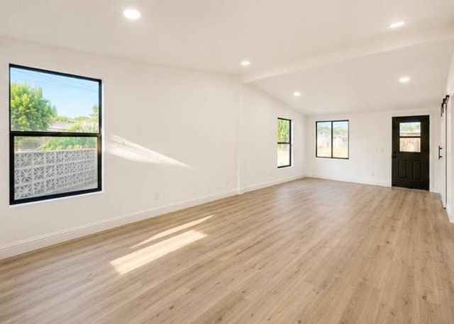 250 N 9th Ave, Oakdale, CA 95361