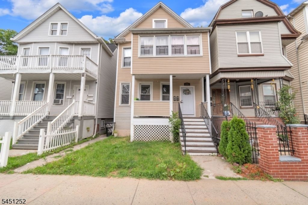 236 Halsted St, East Orange City, NJ 07018 — exterior