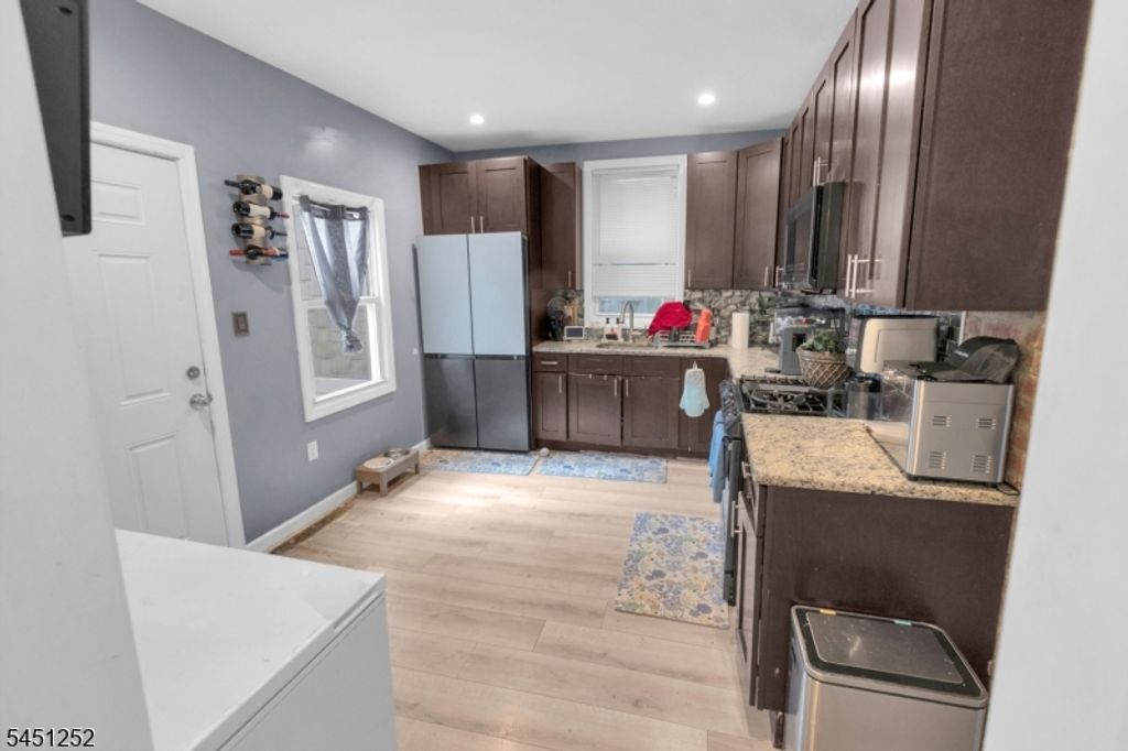 236 Halsted St, East Orange City, NJ 07018 — photo 3