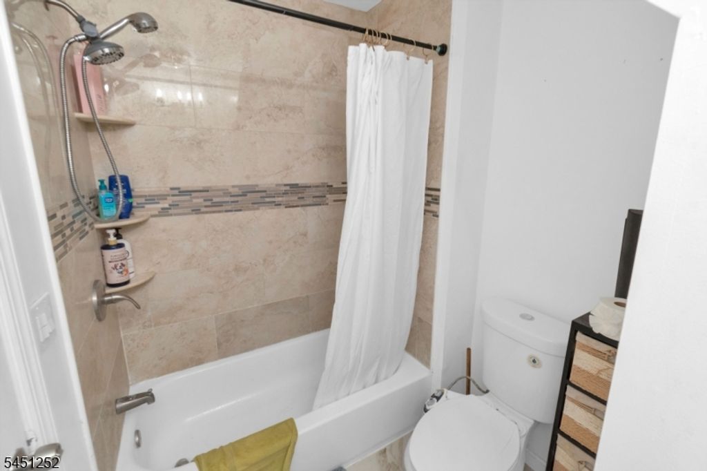 236 Halsted St, East Orange City, NJ 07018 — photo 5