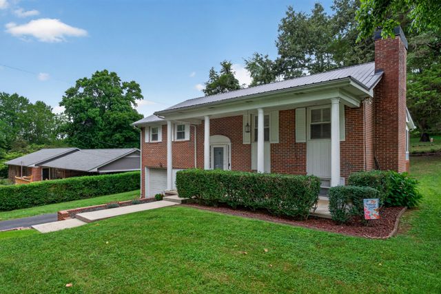 606 Polk St, Sparta, TN 38583