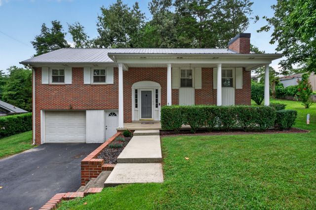 606 Polk St, Sparta, TN 38583