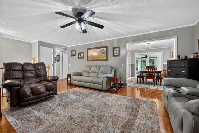 606 Polk St, Sparta, TN 38583