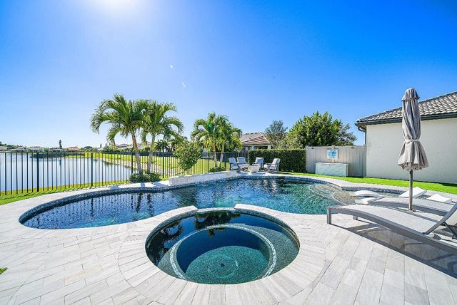 8220 Cinch Way, Lake Worth, FL 33467