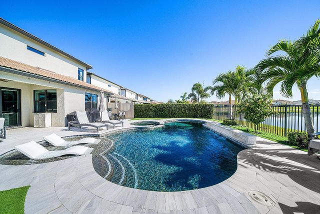 8220 Cinch Way, Lake Worth, FL 33467