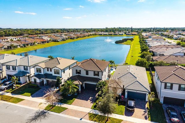 8220 Cinch Way, Lake Worth, FL 33467