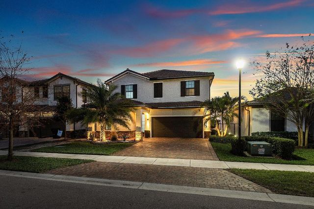 8220 Cinch Way, Lake Worth, FL 33467