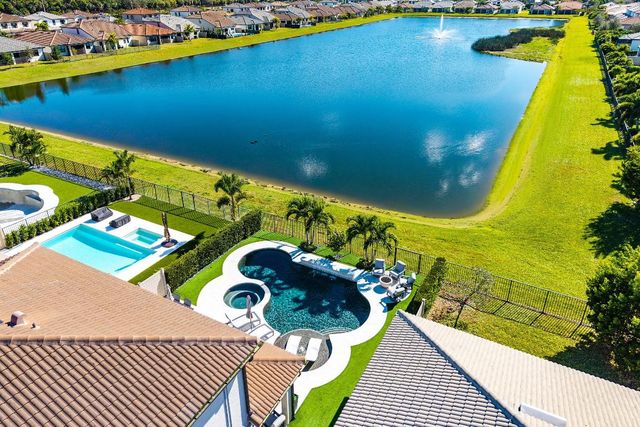 8220 Cinch Way, Lake Worth, FL 33467