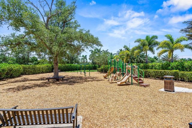 8220 Cinch Way, Lake Worth, FL 33467