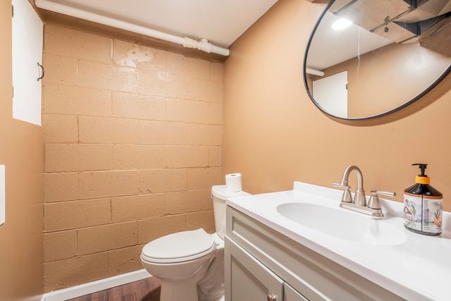 193 Fellows Court, Elmhurst, IL 60126