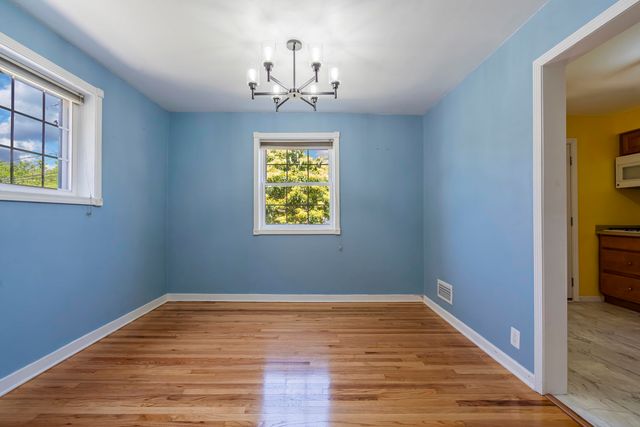 193 Fellows Court, Elmhurst, IL 60126