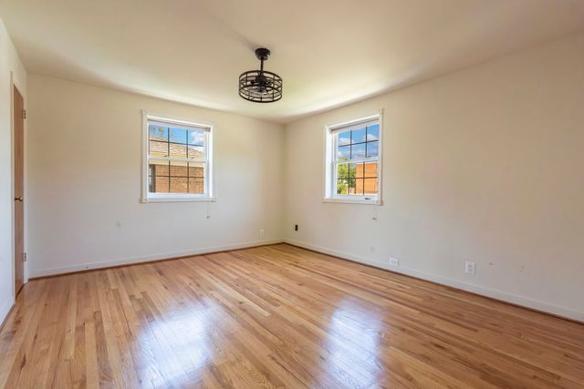 193 Fellows Court, Elmhurst, IL 60126