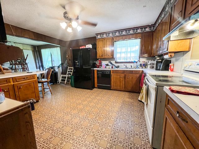 695 Bears Rd, Deridder, LA 70634