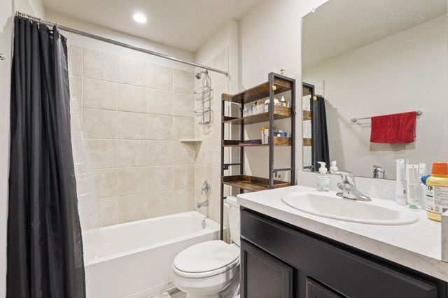 40422 Garden Heights Lane, Magnolia, TX 77354