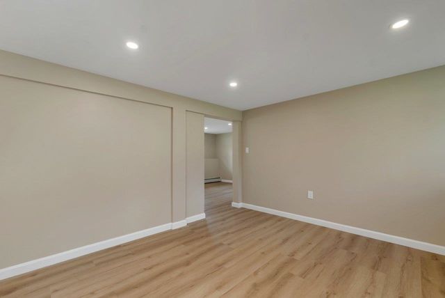 13 Doris Street, Derry, NH 03038