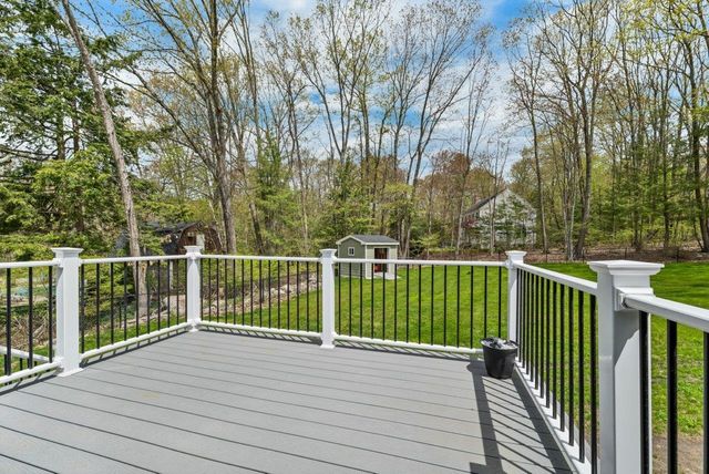 13 Doris Street, Derry, NH 03038
