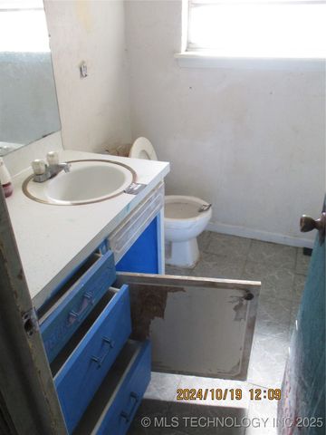 517 Carol Road, Bartlesville, OK 74003