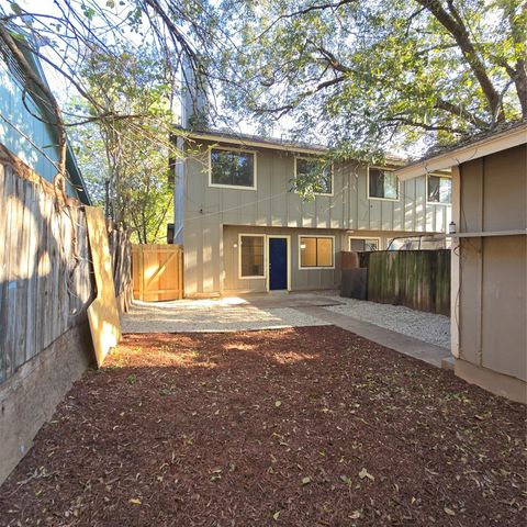 1305 Dobie DR A, Austin, TX 78753