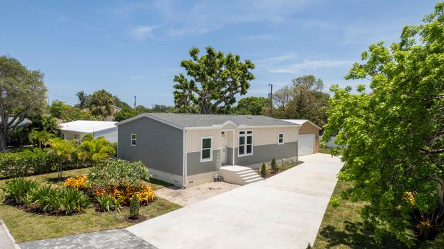 1757 N 12th Ct Court N, Lake Worth Beach, FL 33460