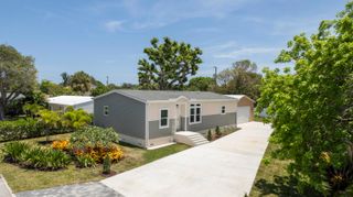 1757 N 12th Ct Court N, Lake Worth Beach, FL 33460
