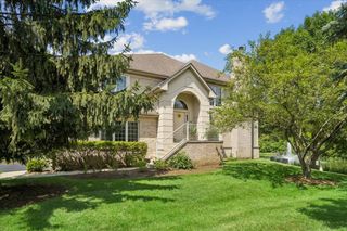 30 Beaconsfield Court, Lincolnshire, IL 60069