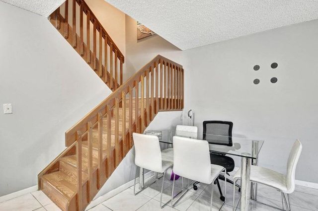 7558 Courtyard Run E, Boca Raton, FL 33433