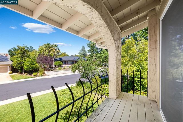 2339 Lariat Ln, Walnut Creek, CA 94596
