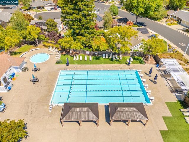 2339 Lariat Ln, Walnut Creek, CA 94596