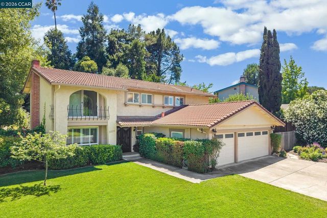 2339 Lariat Ln, Walnut Creek, CA 94596