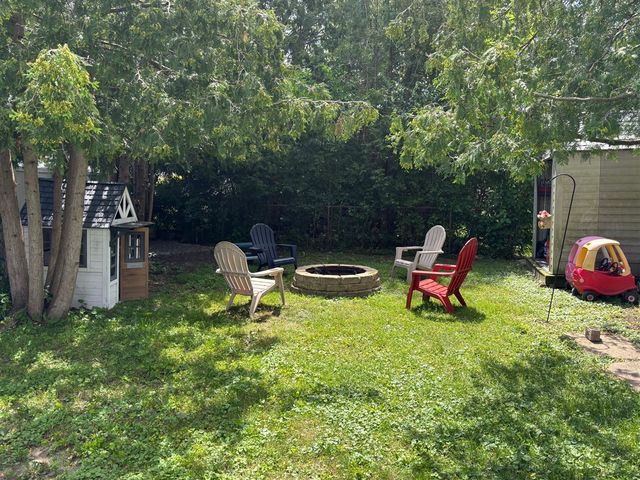1577 S Dowling Street, Westland, MI 48186