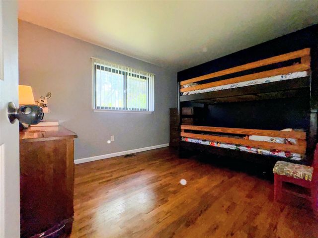 1577 S Dowling Street, Westland, MI 48186