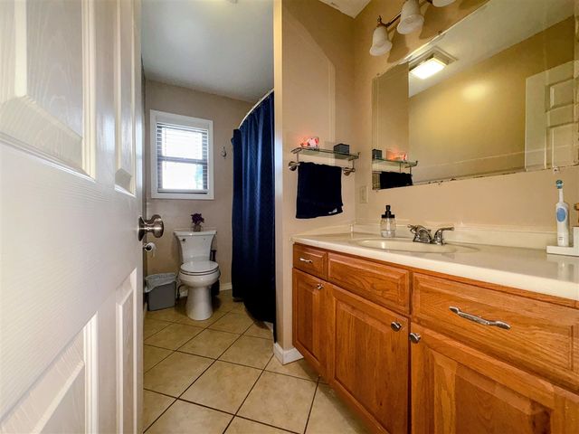 1577 S Dowling Street, Westland, MI 48186
