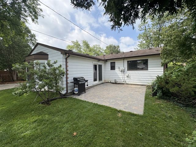 1577 S Dowling Street, Westland, MI 48186