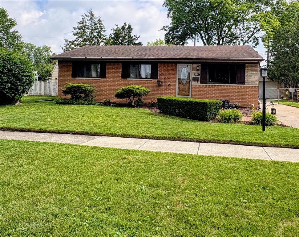 1577 S Dowling Street, Westland, MI 48186