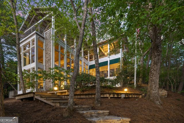 1006 Perrin Cove Road, Tiger, GA 30576