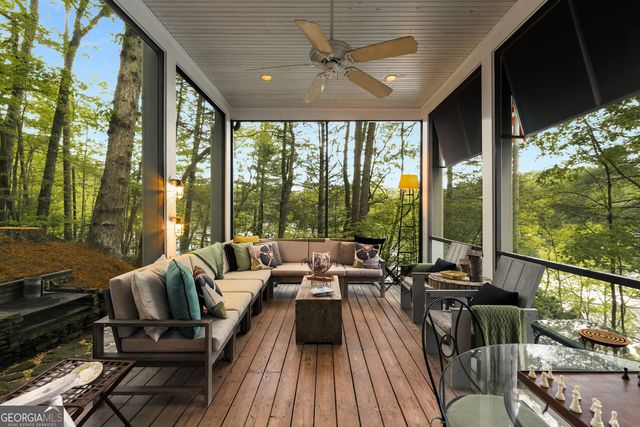 1006 Perrin Cove Road, Tiger, GA 30576