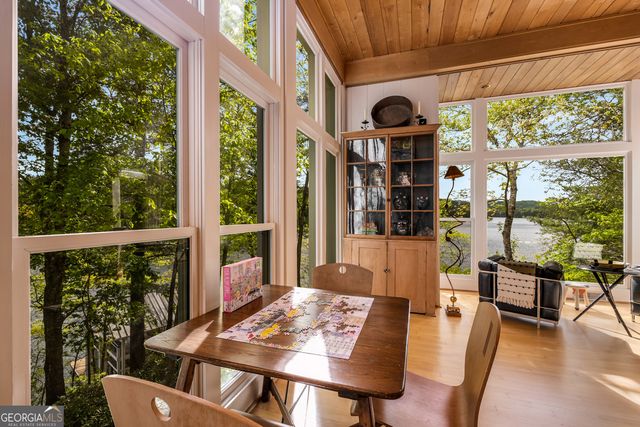 1006 Perrin Cove Road, Tiger, GA 30576