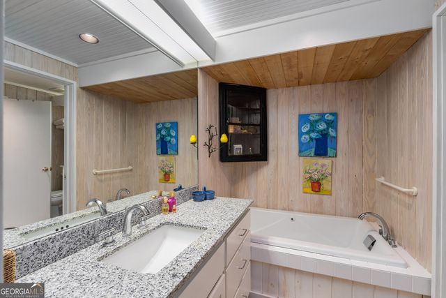 1006 Perrin Cove Road, Tiger, GA 30576