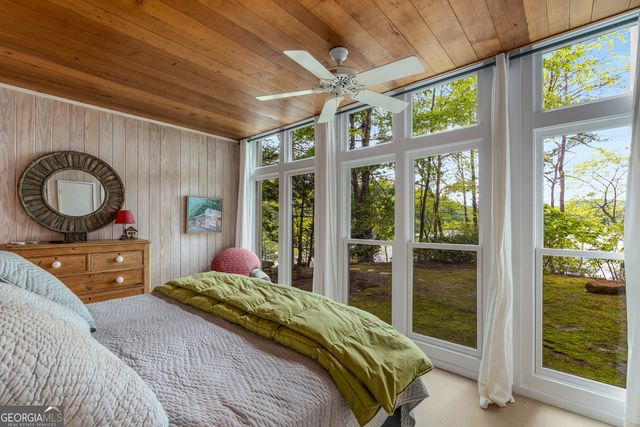 1006 Perrin Cove Road, Tiger, GA 30576