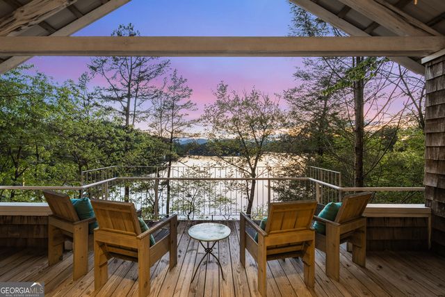 1006 Perrin Cove Road, Tiger, GA 30576