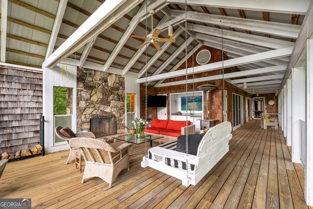 1006 Perrin Cove Road, Tiger, GA 30576